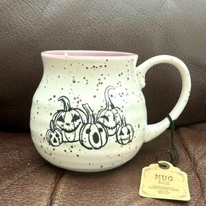 Spooky Jack O’ Lantern Pumpkin Patch 18oz Cauldron Mug - White w Black Speckle